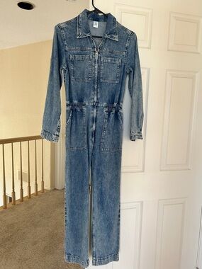 Denim Zip-Front Jumpsuit in Medium Blue
